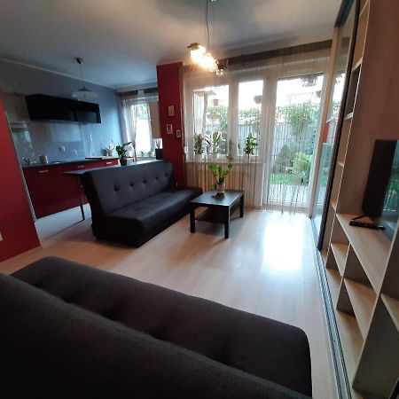 شقة Apartament Di Trevi - Klimatyzacja فروتسواف المظهر الخارجي الصورة