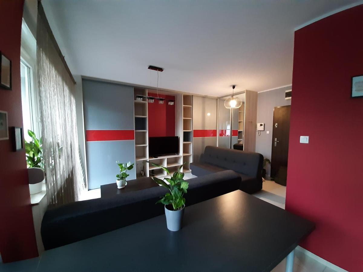 شقة Apartament Di Trevi - Klimatyzacja فروتسواف المظهر الخارجي الصورة