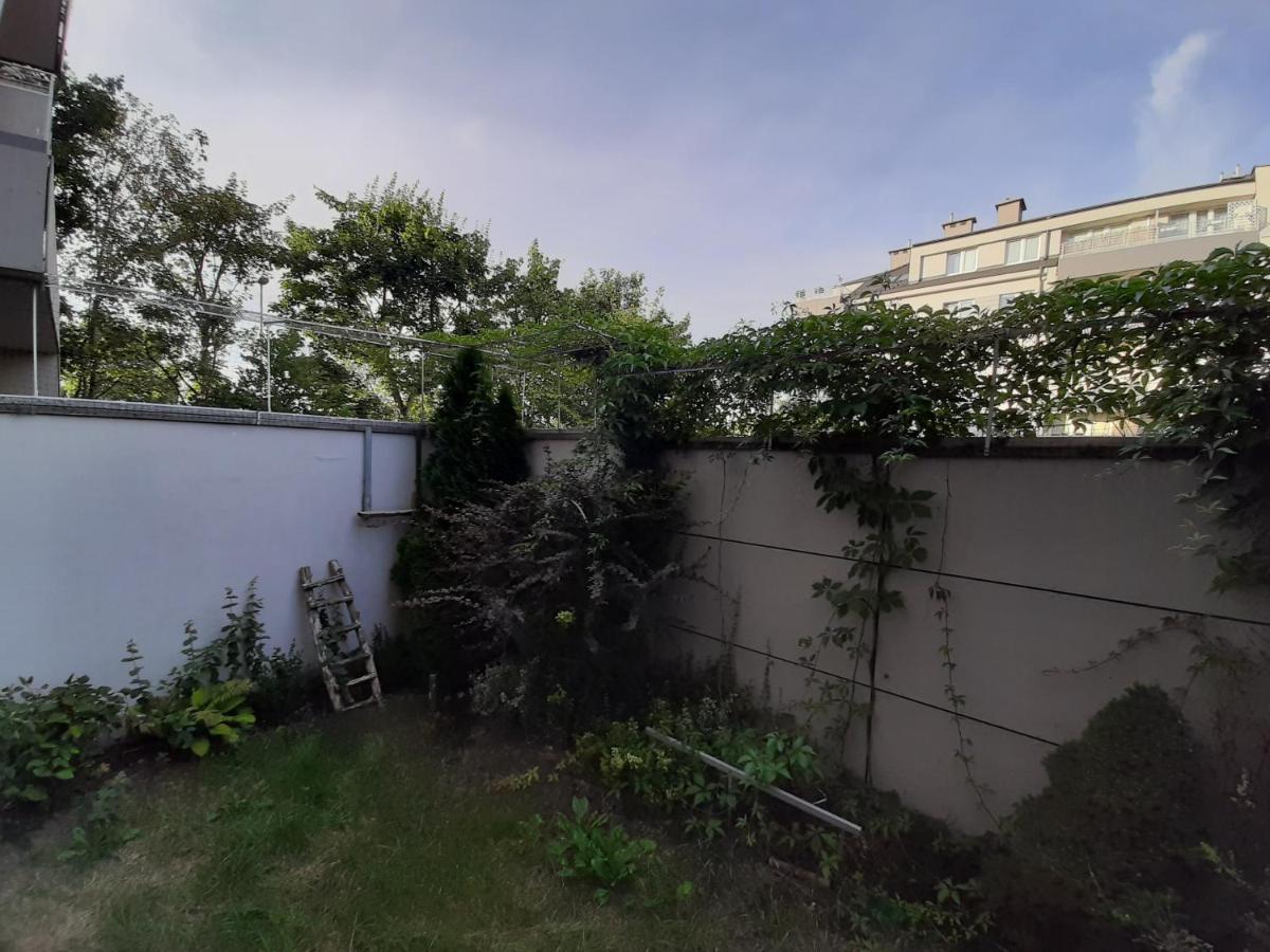 شقة Apartament Di Trevi - Klimatyzacja فروتسواف المظهر الخارجي الصورة